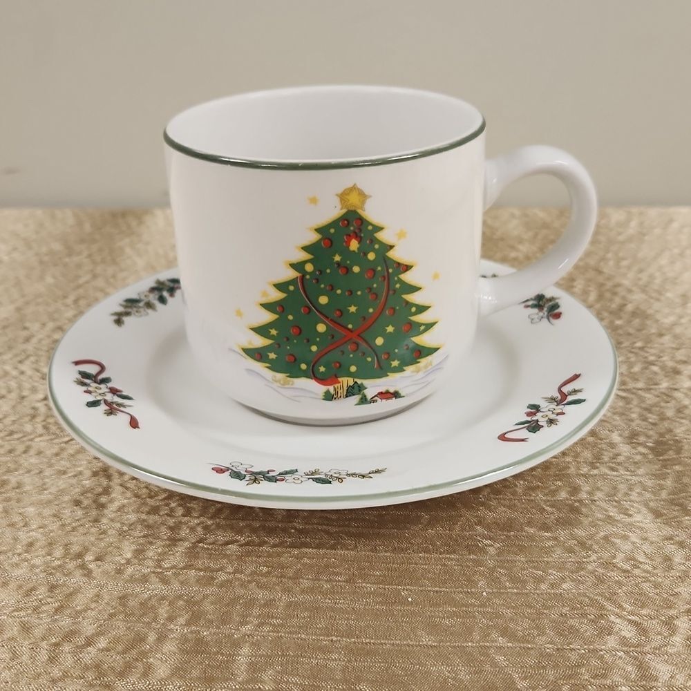 Panstone Christmas Cup and Saucer Set